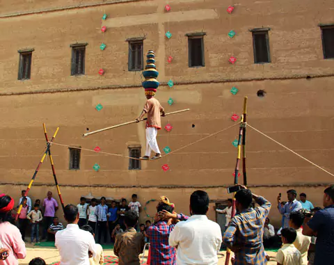 Momasar Utsav, Rope Acrobatics, Rope Acrobatics at Momasar Festival